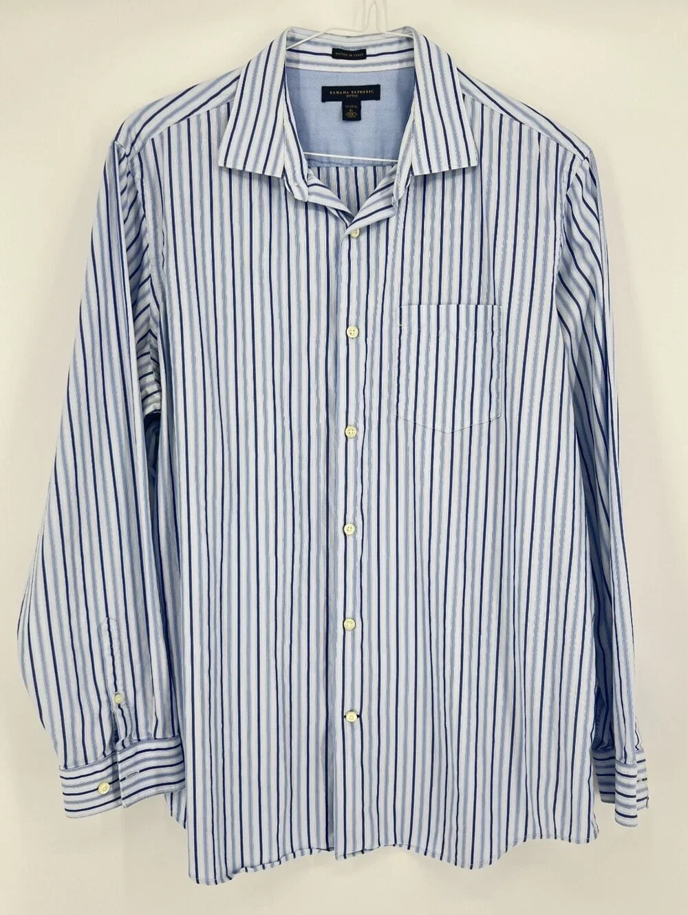 Banana Republic button-down shirt Size 17-17 1/2 XL men's (2-70)